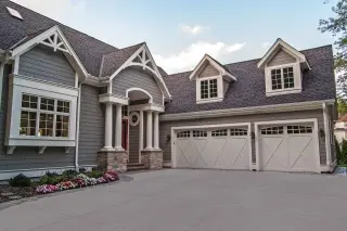 Overlay Carriage House — Carriage Collection garage door