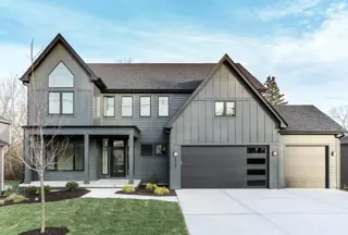 Skyline Flush — Contemporary Collection garage door